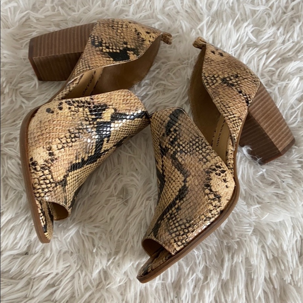 Lucky Brand Junai Sz 7.5 - Picture 6 of 9